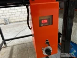 Wywrotnica skrzyniopalet Perfect automat z podajnikiem 2 tasmowym. Idelna do gruszek i jablek