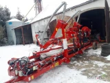 Kombajn WEREMCZUK otrząsająco-czyszczący do zbioru wiśni i śliwki z-831 MAJA
