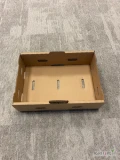 Sprzedam karton szary 40x30x10 w ilości 2500 sztuk w cenie 1,05
