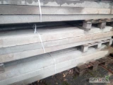 Sprzedam 700 sztuk słupków betonowych 3m. W dobrym stanie, nie popękane 