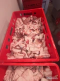 Sprzedam szynkę 4 d 8 t cena 13.90
