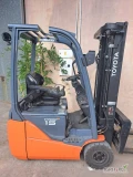 Sprzedam wózek widłowy elektryczny TOYOTA 8FBE15T. Rok produkcji 2016, masz triplex 470 cm, pełne oświetlenie ledowe (kierunkowskazy,...