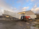 Samolot do zbioru ogórków i pomidorów
