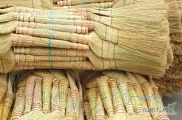 Miotły sorgo z 3 i 5 szwami, miotły samochodowe, miotły z trzonkiem wiklinowym, od producenta