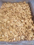 DOBRA cena i jakość ! Sprzedam 1000kg orzechów włoskich łuskanych MIKS 40-60 % połówki, pakowane w karton po 10kg.Przebrane i odsiane...