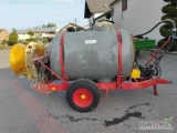 Sprzedam agrolę turbo 1500l z 2004r. Posiada wałek homokinetyczny, dyszel kopiujący oraz komputer arag. Sprzedam również opryskiwacz...